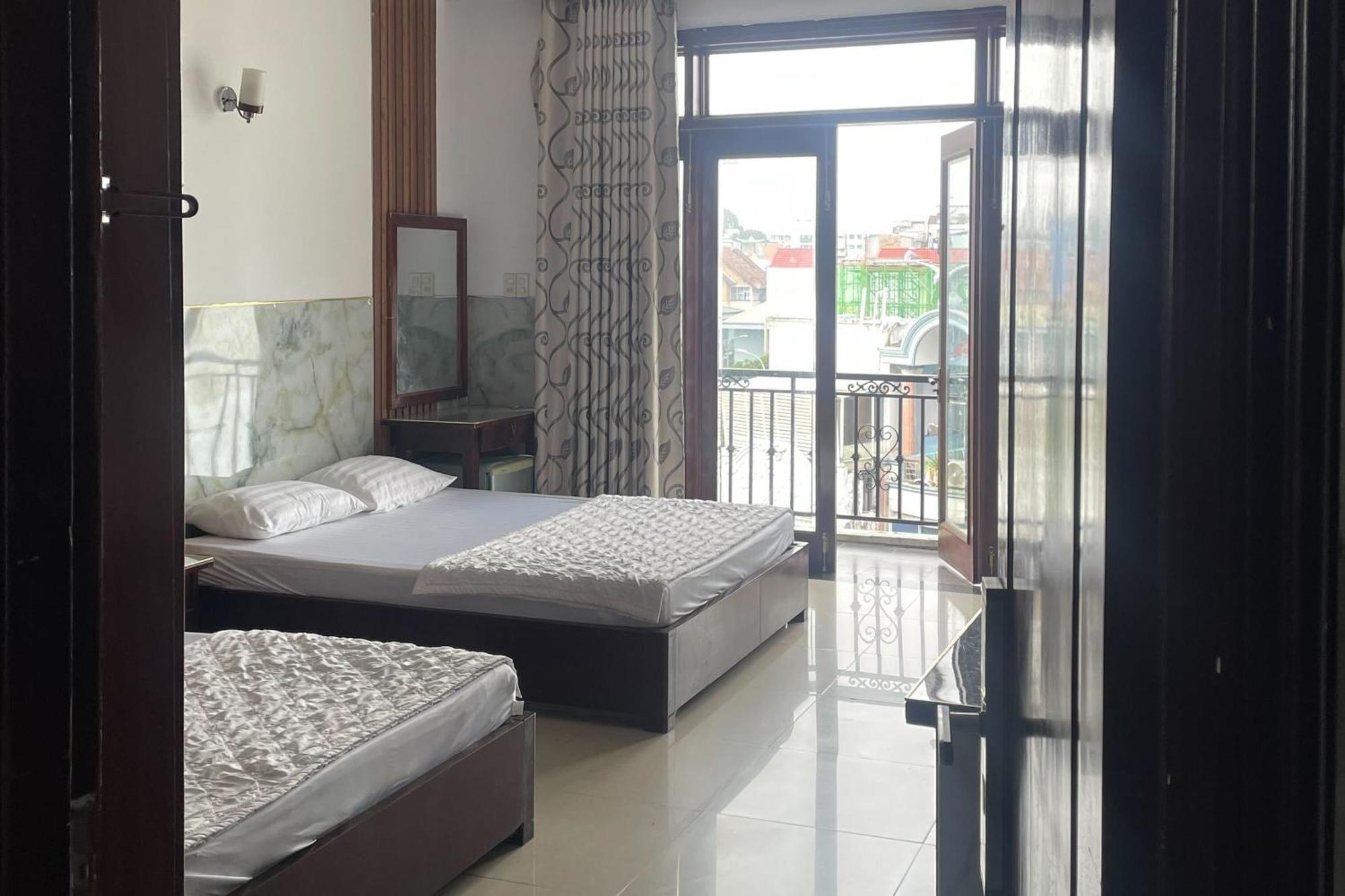 Hoa Sen Hotel โฮจิมินห์ซิตี้ ภายนอก รูปภาพ