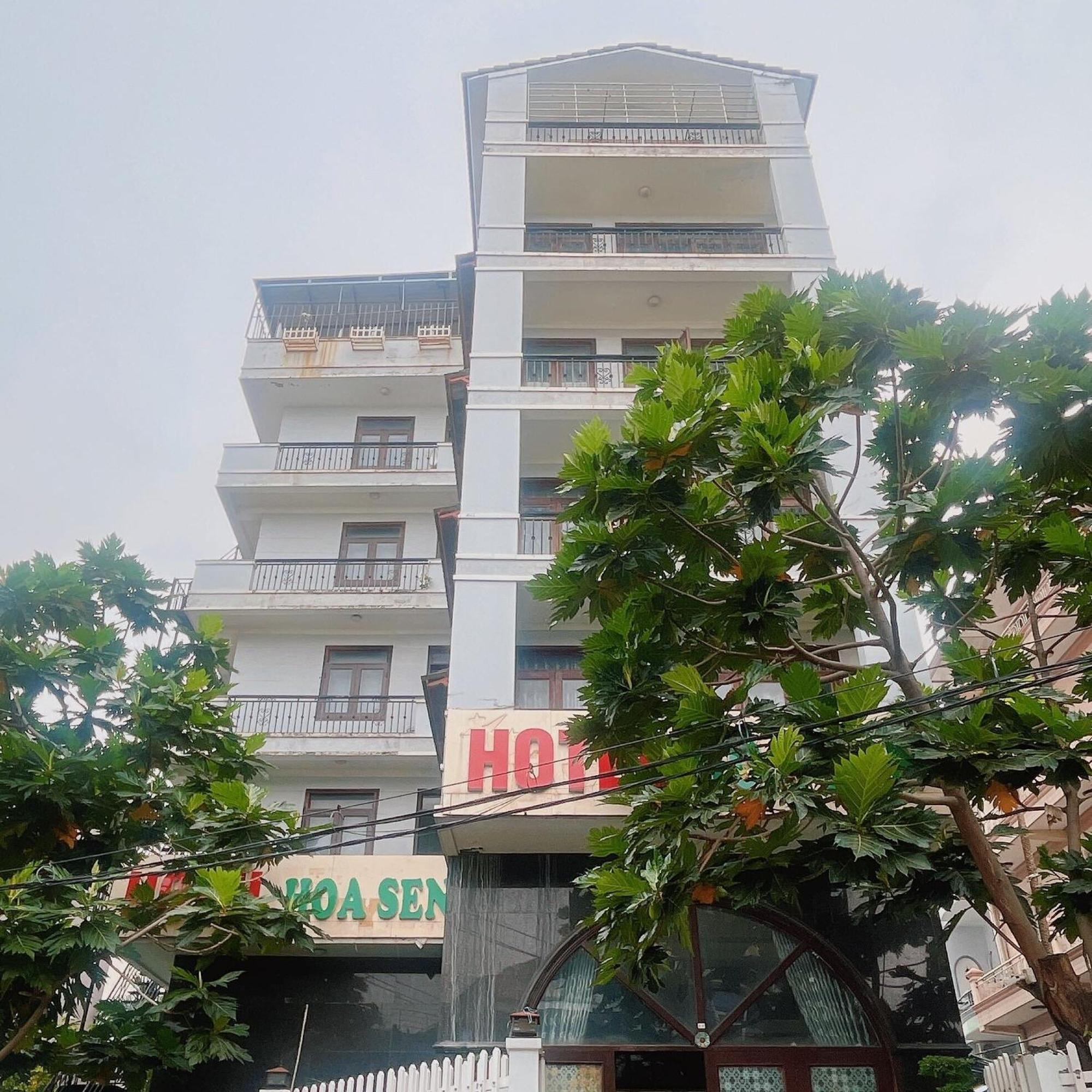 Hoa Sen Hotel โฮจิมินห์ซิตี้ ภายนอก รูปภาพ